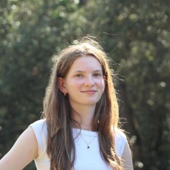 Babysitter in Grand-Lancy: Lola