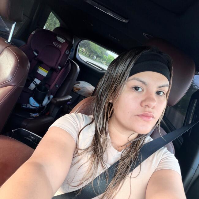 Babysitting job in Plantation: Andrea