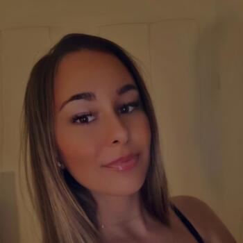 Baby-sitter Parempuyre: Emma