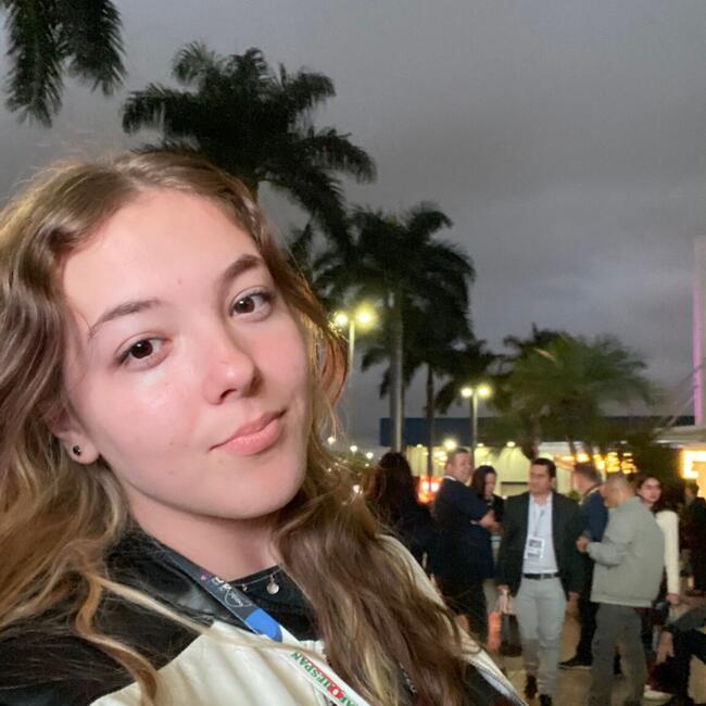 Babysitter in São Paulo: Beatriz