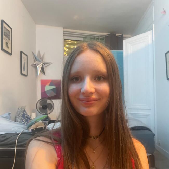 Babysitter in Faches-Thumesnil: Jeanne
