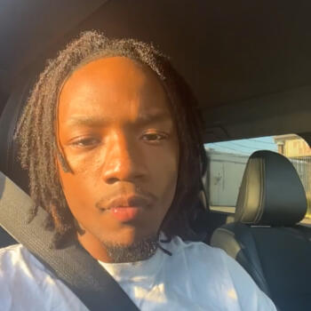 Babysitter in Missouri City (Texas): Xavier