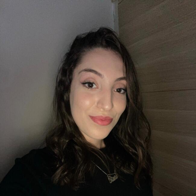 位于新城圣乔治的临时保姆: Rania