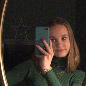 Babysitter in Capinghem: Zoe