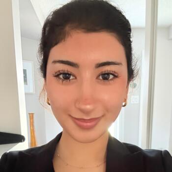 Baby-sitter in Richmond Hill: Atra