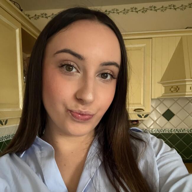 Nanny in Saint-Germain-en-Laye: Eva