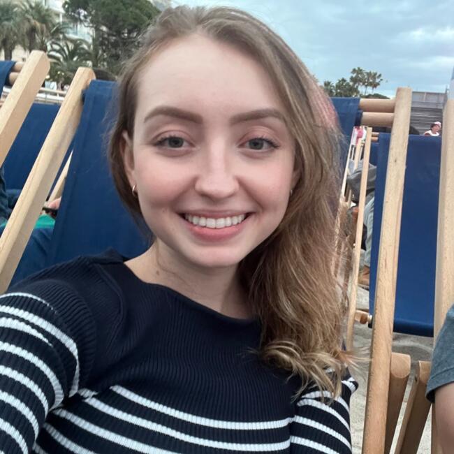 Nanny in Antibes: Isabela