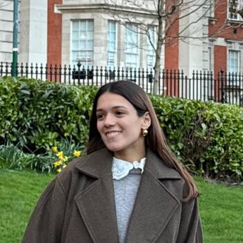 Babysitter Estoril: Marta