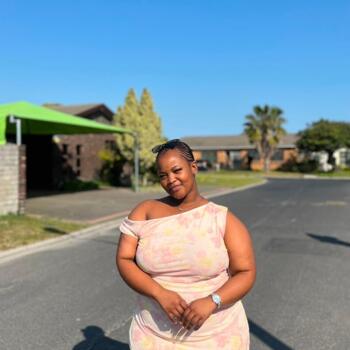 Babysitter in Cape Town: Phiwokuhle