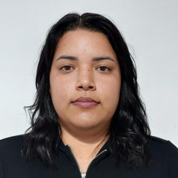 Babysitter in São Cristóvão: Georgeana