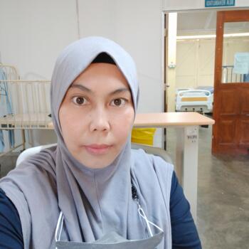 Kerja pengasuh di Seri Kembangan: kerja pengasuh Suzana