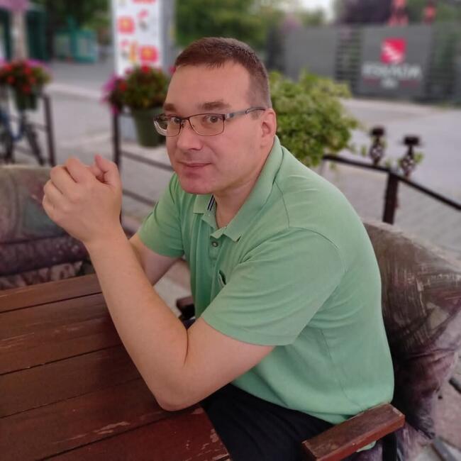 Posao bebisiterke u Niš: Zoran