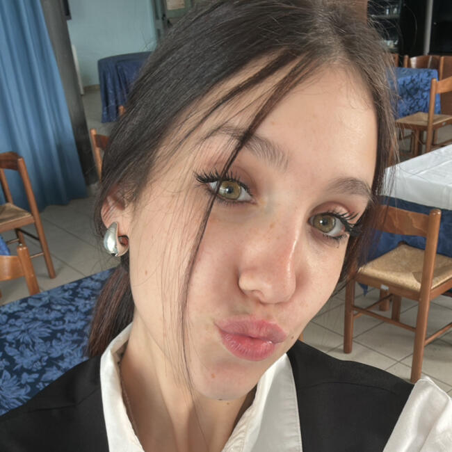 Babysitter in Alba Adriatica: Alessia