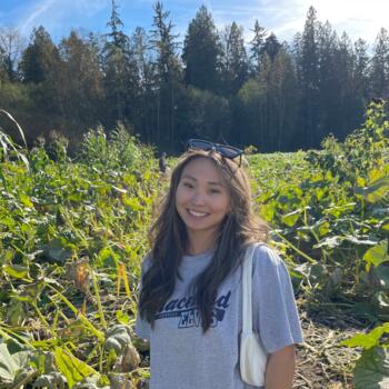 Babysitter in Port Moody: Sofia