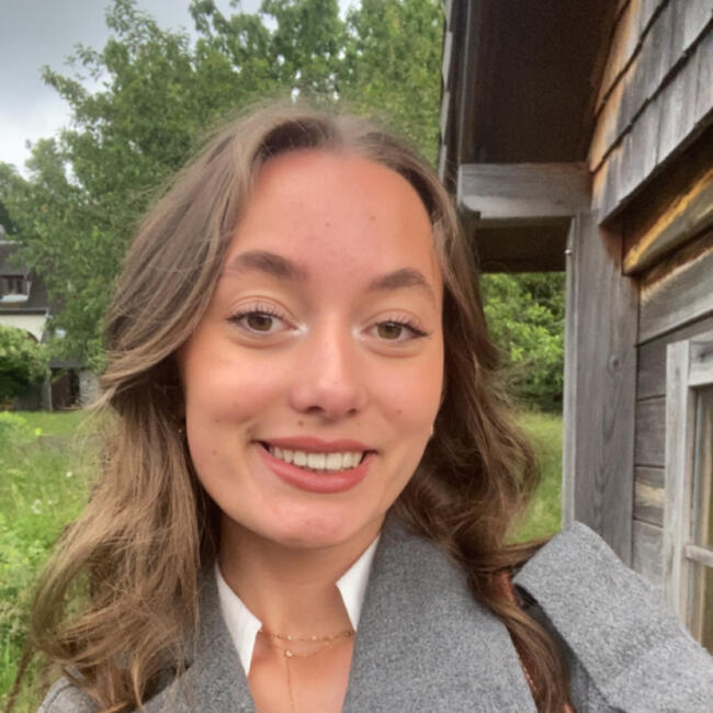 Babysitter in Strasbourg: Lou