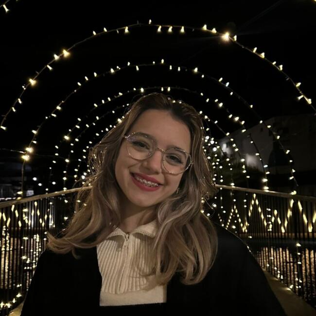 Trabalho de babysitting em Oliveira de Frades: Vanessa