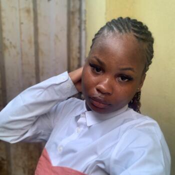 Babysitter in Owerri: Madonna