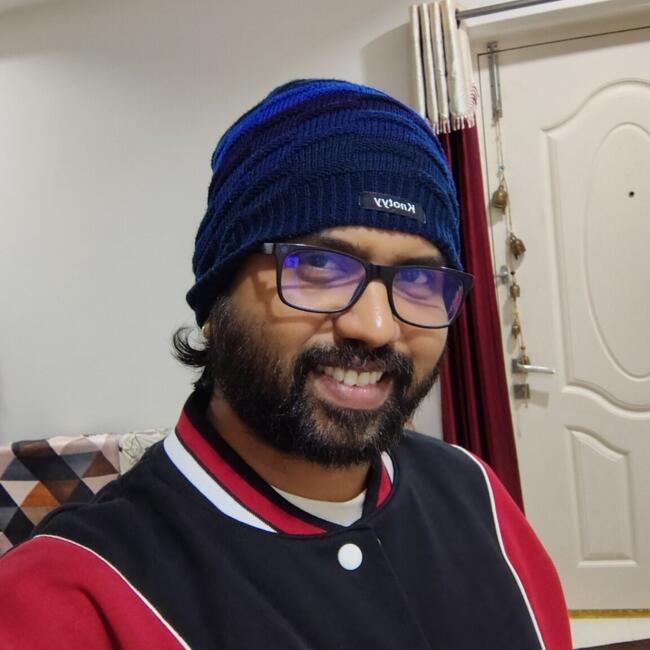 Nāvalūr में बेबीसिटिंग की नौकरी: Karthik