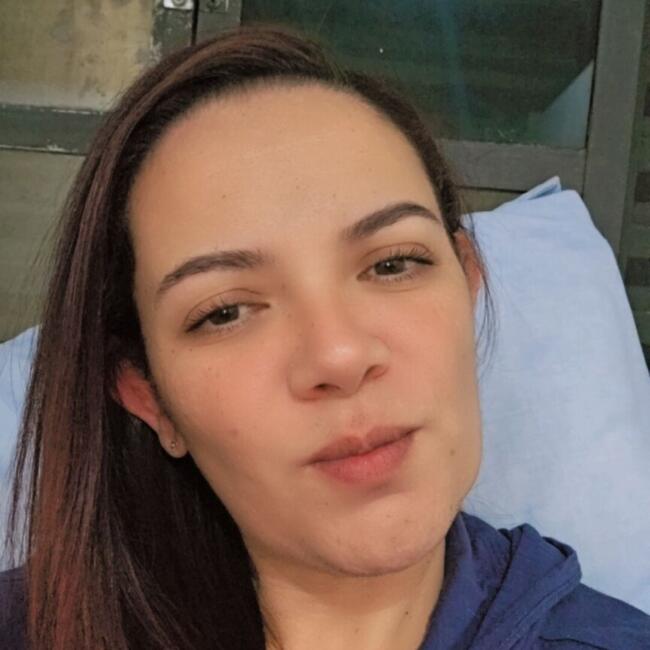 Babá em Osasco: Flávia