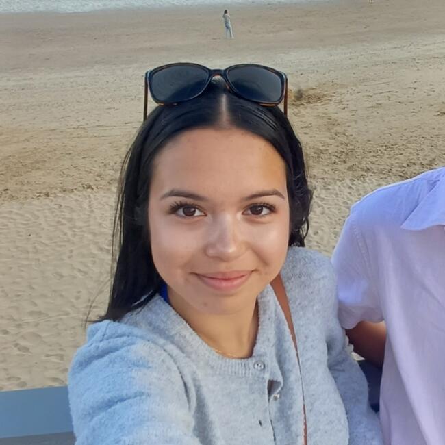 Babysitter in La Ferrière: Lou-Anh