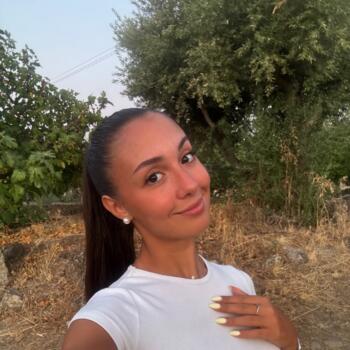 Babysitter in Almada: Mariana