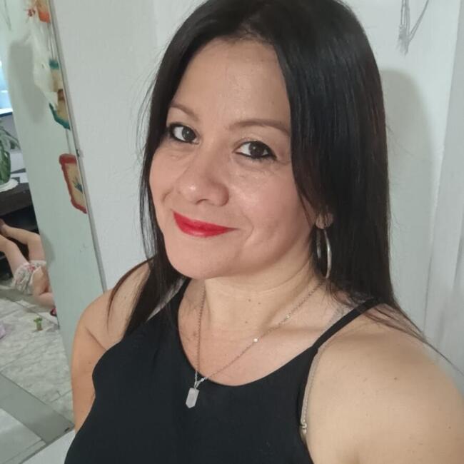 Trabajo para niñera en La Plata: Natalia