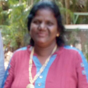 Babysitter in Piliyandala: Regina