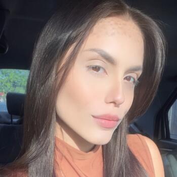 Emprego de babá em Manaus: emprego de babá Thainá Helena