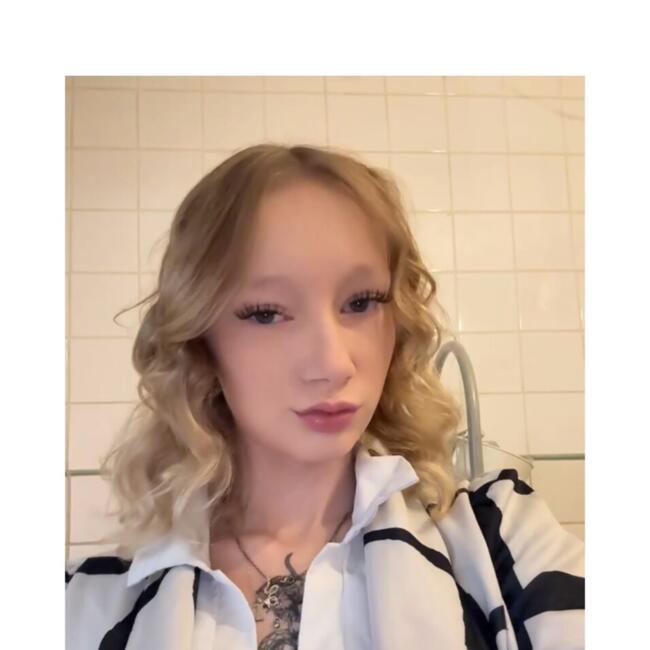 Baby-sitter in Châtelet: Manon