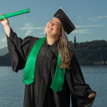 Babysitter in Magé: Juliana