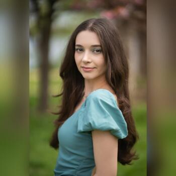 Babysitter in Bucharest: Cosmina