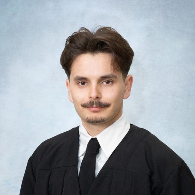 Babysitter in San Cristóbal de La Laguna: Ismael