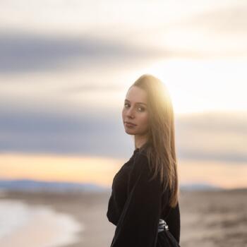 Nanny in Cessenon-sur-Orb: Elisa