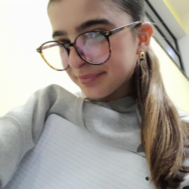 Babysitter in Ouca: Tatiana