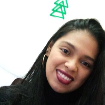 Baby-sitter in Saint-Denis: Yessica