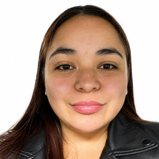 Babysitter in Pilar: Marianela