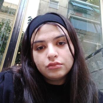Babysitter in Athens: Tamara