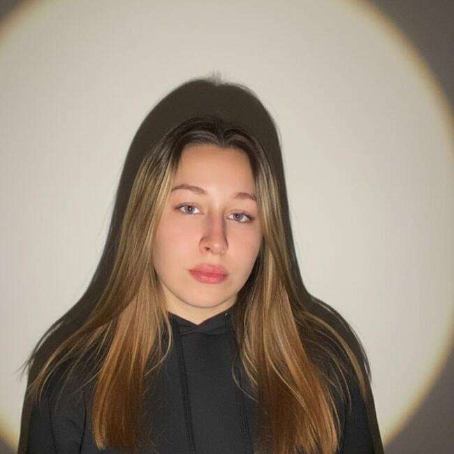 Babá em Passo de Torres: Emilly