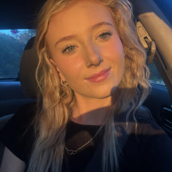 Babysitter Central Coast: Jessika