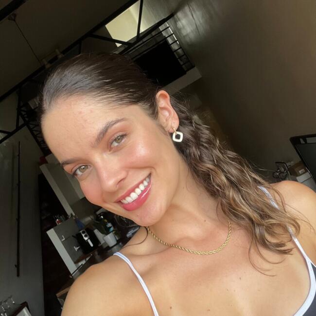 Babysitter in Brisbane: Anna Julia