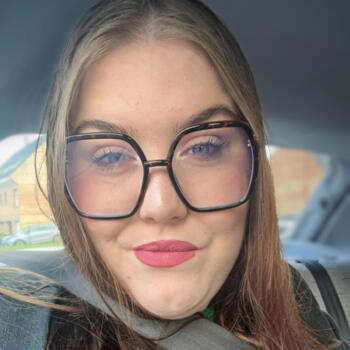 Babysitter in Hazebrouck: Eva