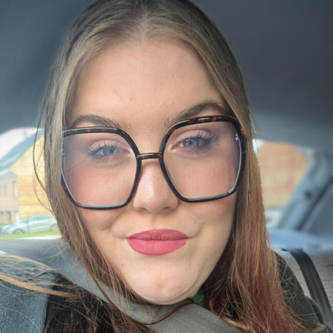 Babysitter in Hazebrouck: Eva