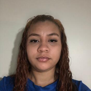 Babysitter in Ananindeua: Luna