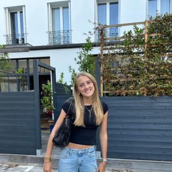 Babysitter in Bois-Colombes: Sasha