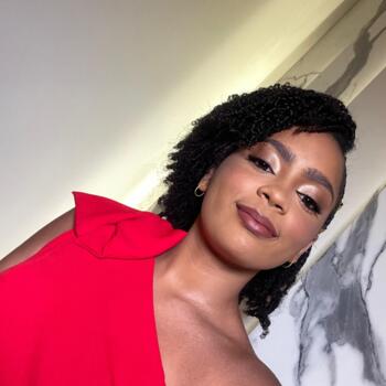 Babysitter in Teófilo Otoni: Nicoly