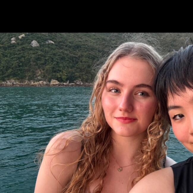 Babysitter in Brighton: Nina