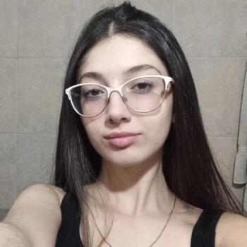 Niñera en Caseros (Buenos Aires): Florencia