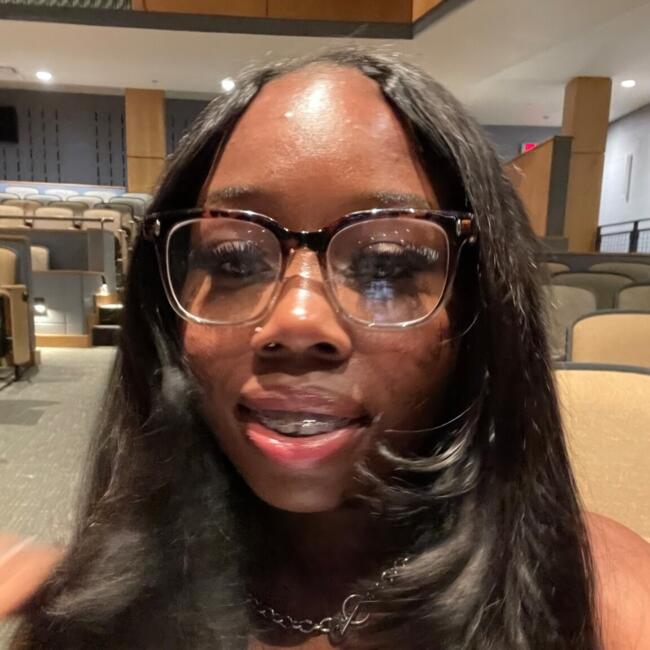 Babysitter in Arlington (Virginia): Kyra