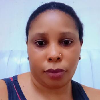 Nanny in Al Jarādīyah: Caren