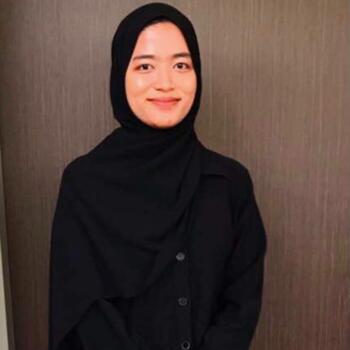 Pengasuh di Shah Alam: Atiqah